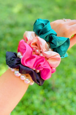 Pearl & Satin Scrunchie Set-1 width=100 