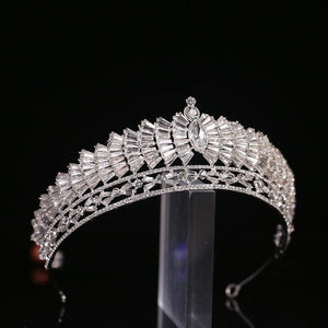 Silver Noir Crown