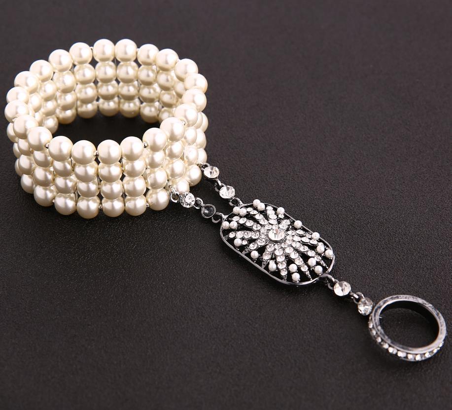 Beige Blossom Bracelet