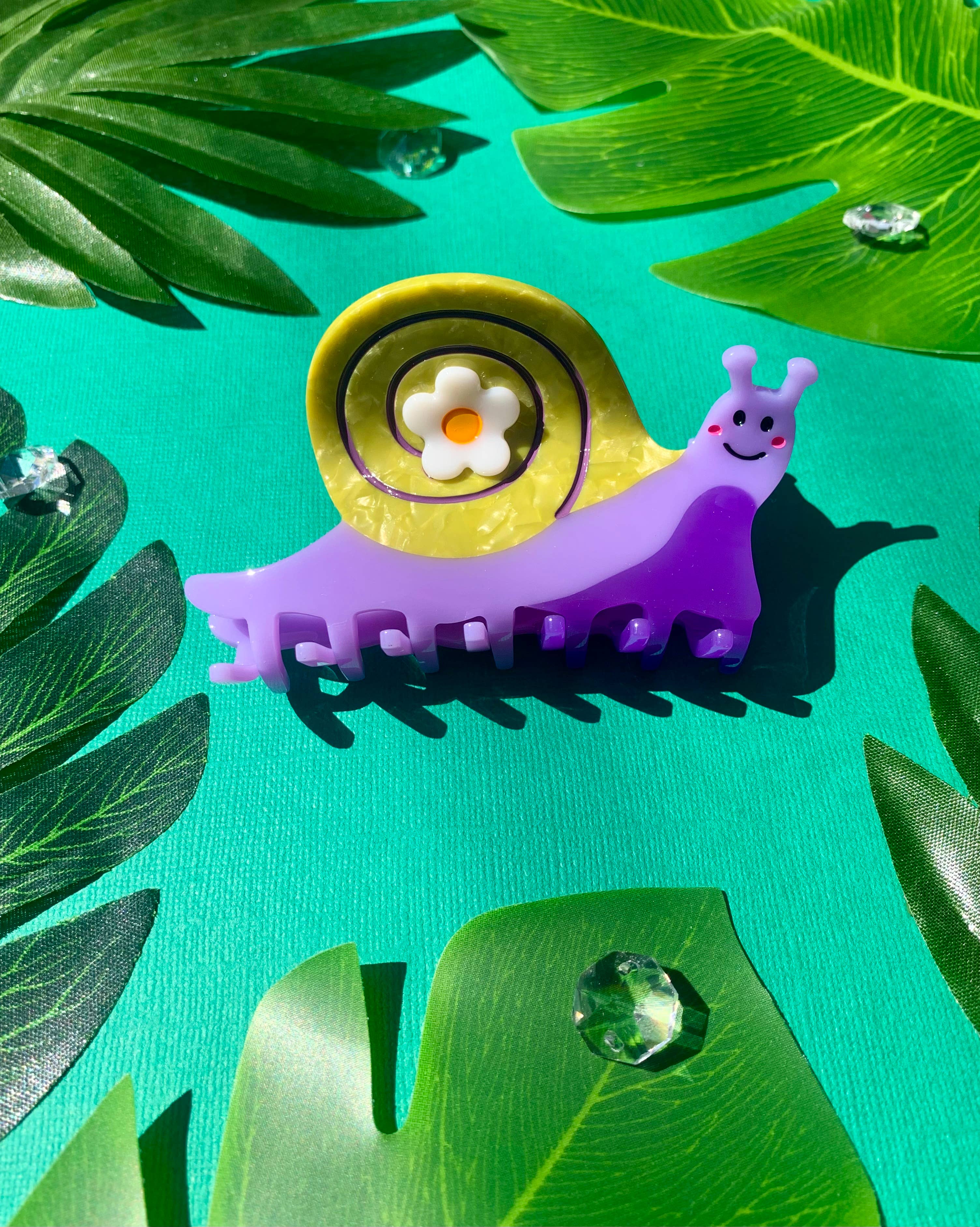 Suzie Snail Acetate Hair Claw-1