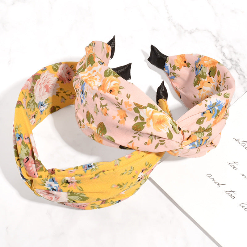 Nostalgic Floral Headband
