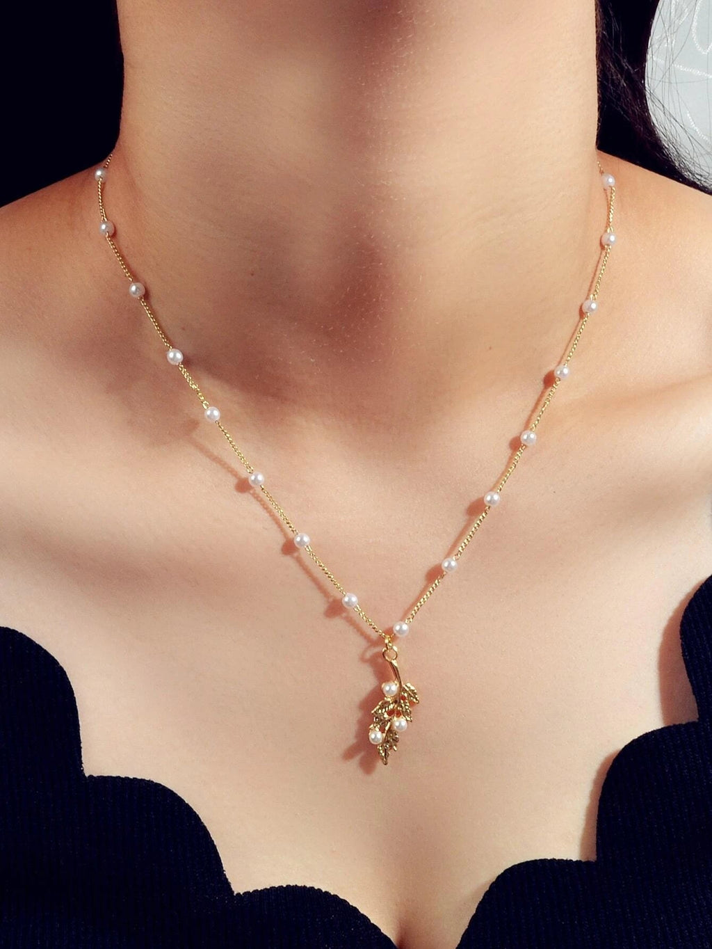 Feelontop Fashion Jewellery Pearl Gold Leaf Pendant Necklace Women Accessories-0