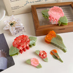 Women's Creative Marigold Hair Claw