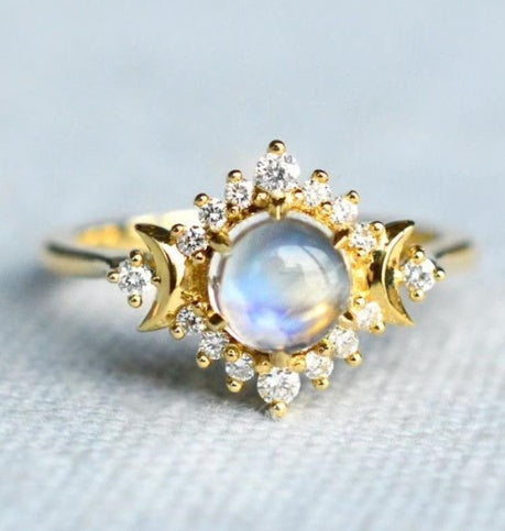 Elantra Fashion Ring