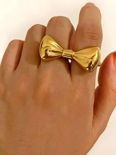 Golden Bow Ring