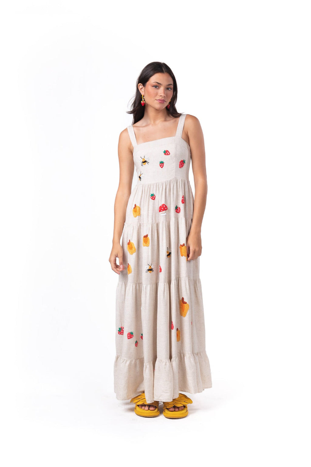 "Wanda" White Strawberry Bee Maxi Dress