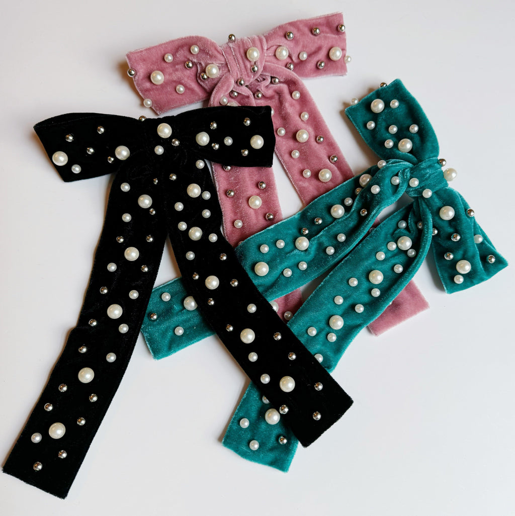 Pearl Throwed Velvet Bow Hair Clip-0