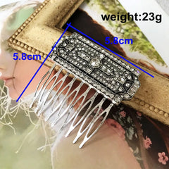 "Fablecourt" Retro Brooch Set