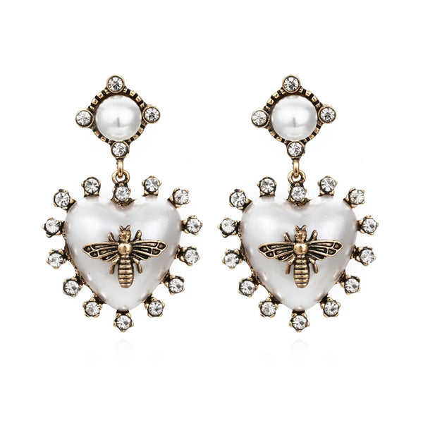 "Yaxinara" Pearl Bee Earrings