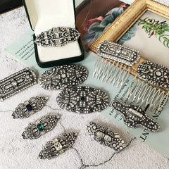 "Fablecourt" Retro Brooch Set