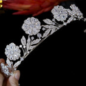 "Yopelinne" Flower Tiara width=100 