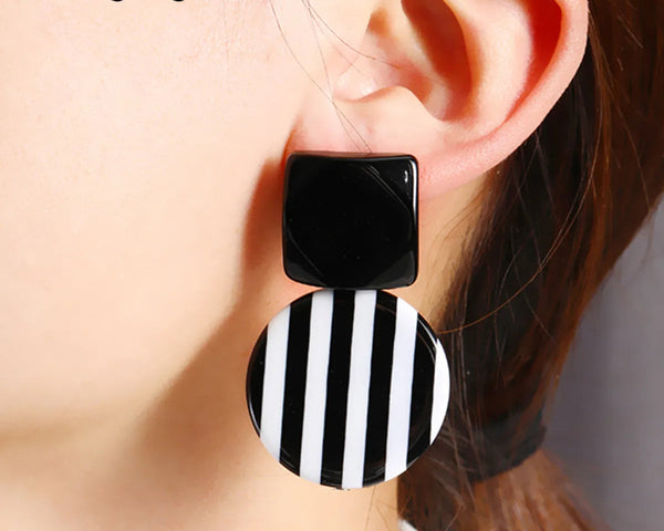 "Venerith" Drop Earrings