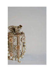 "Perlith" Pearl Bucket Clutch width=100 