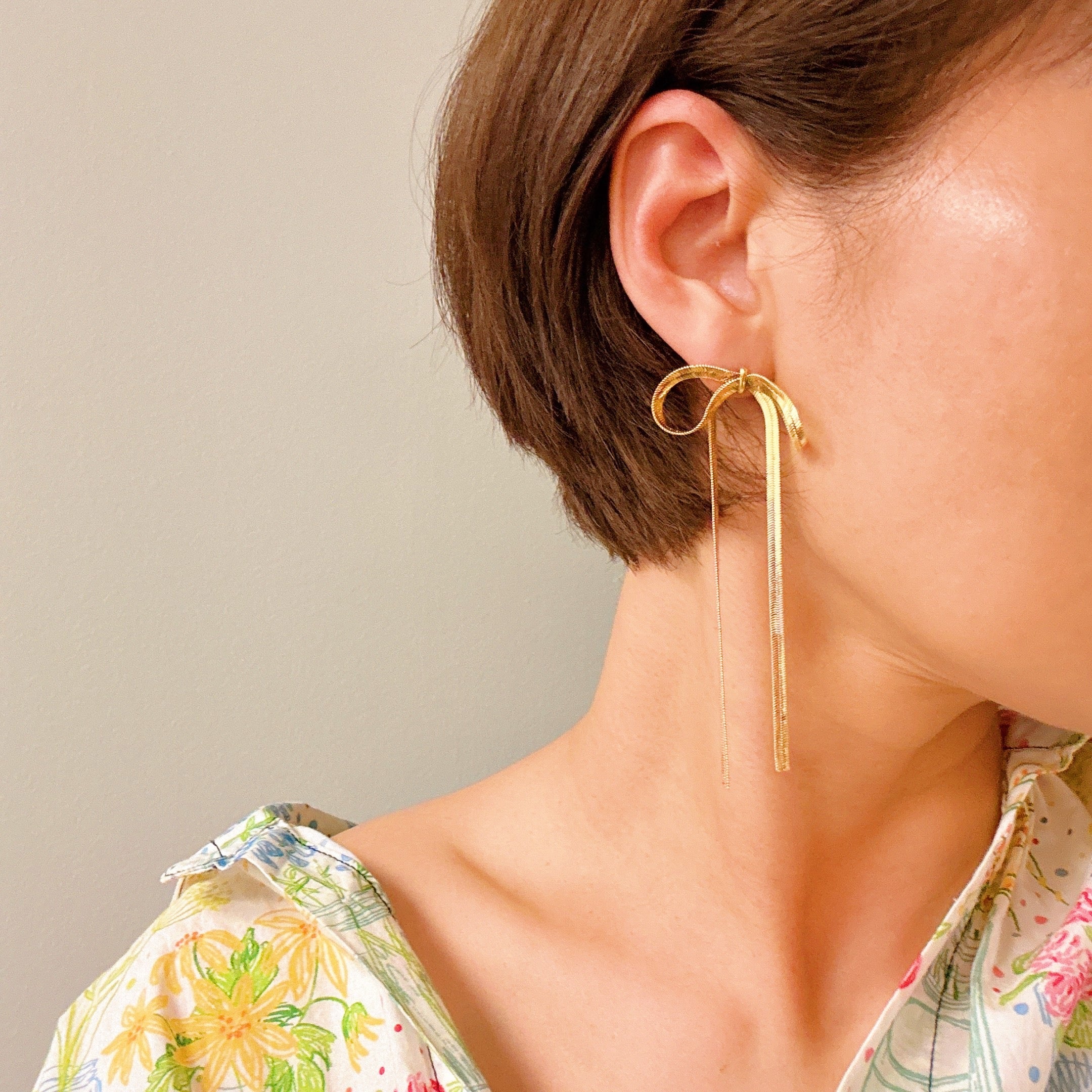 Long Drop Bow Earrings-4