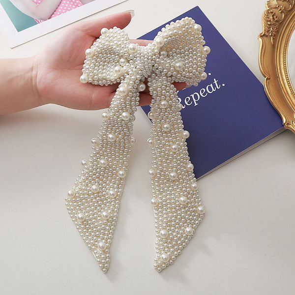 Lustrous Pearl Bow Barrette