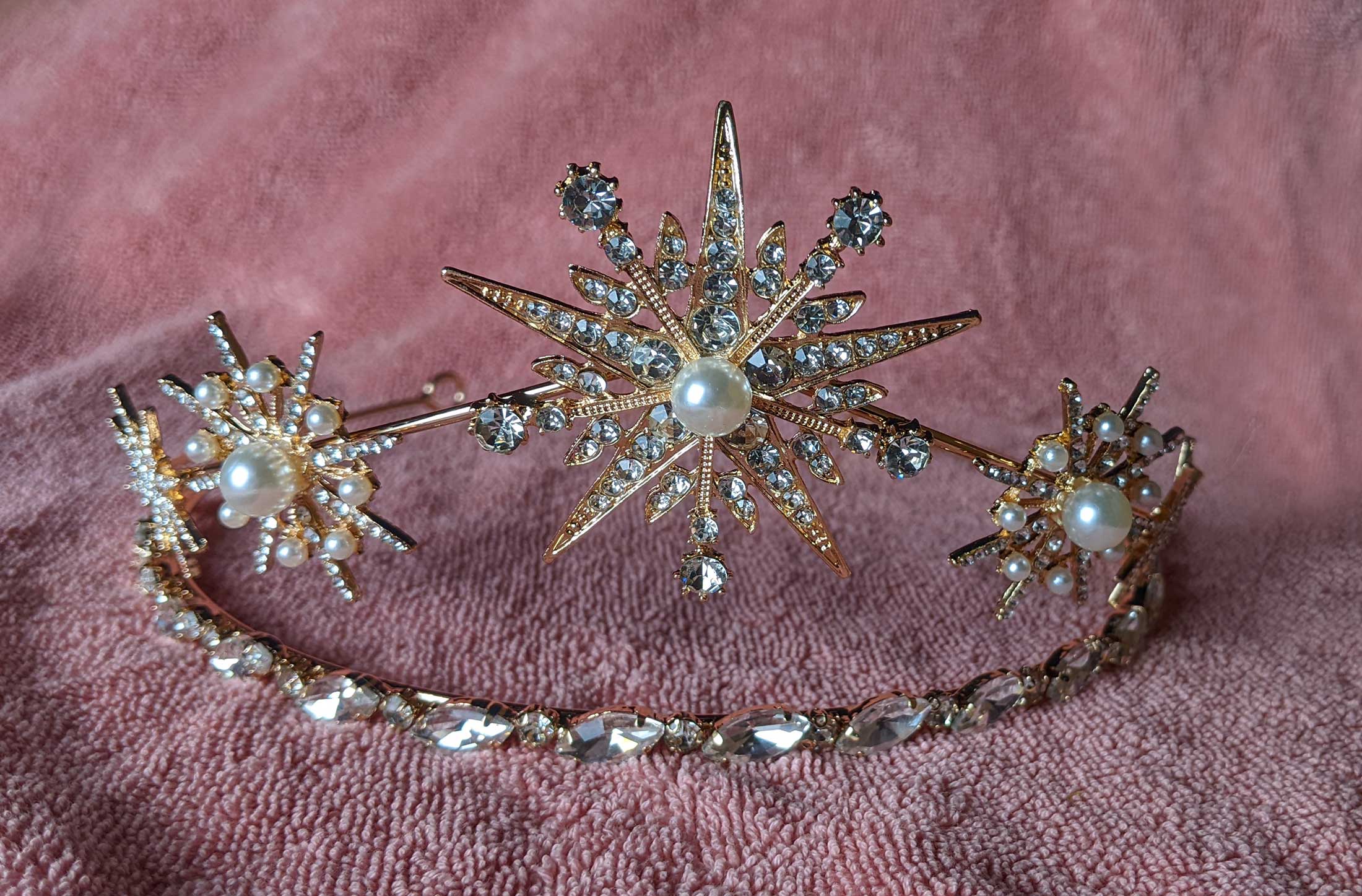 "Victoria" Star Crown