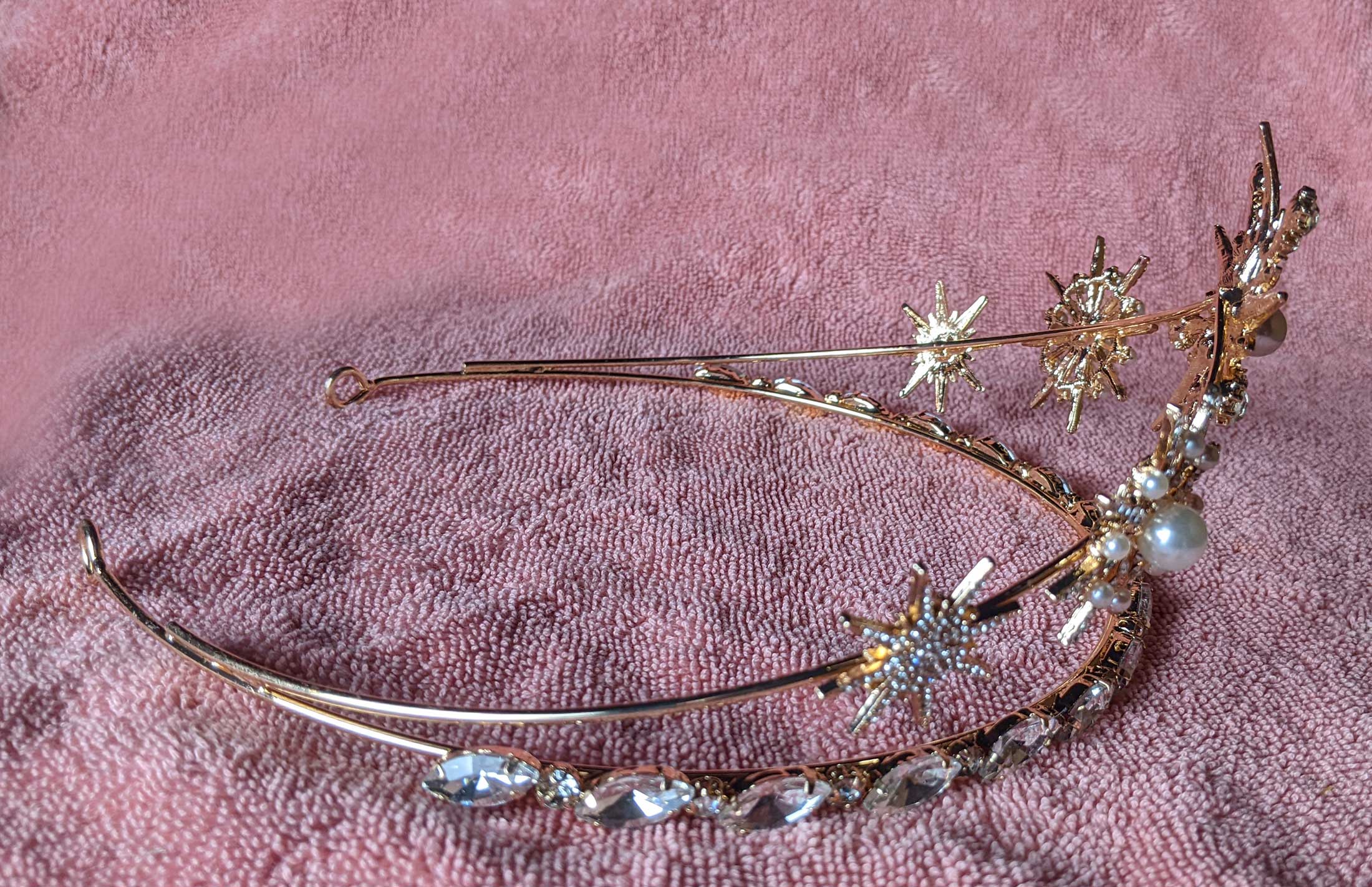 "Victoria" Star Crown