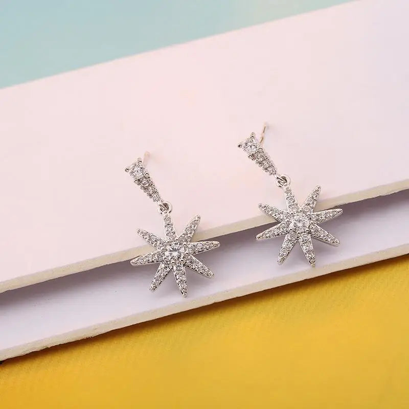 "Antheline" Star Earrings