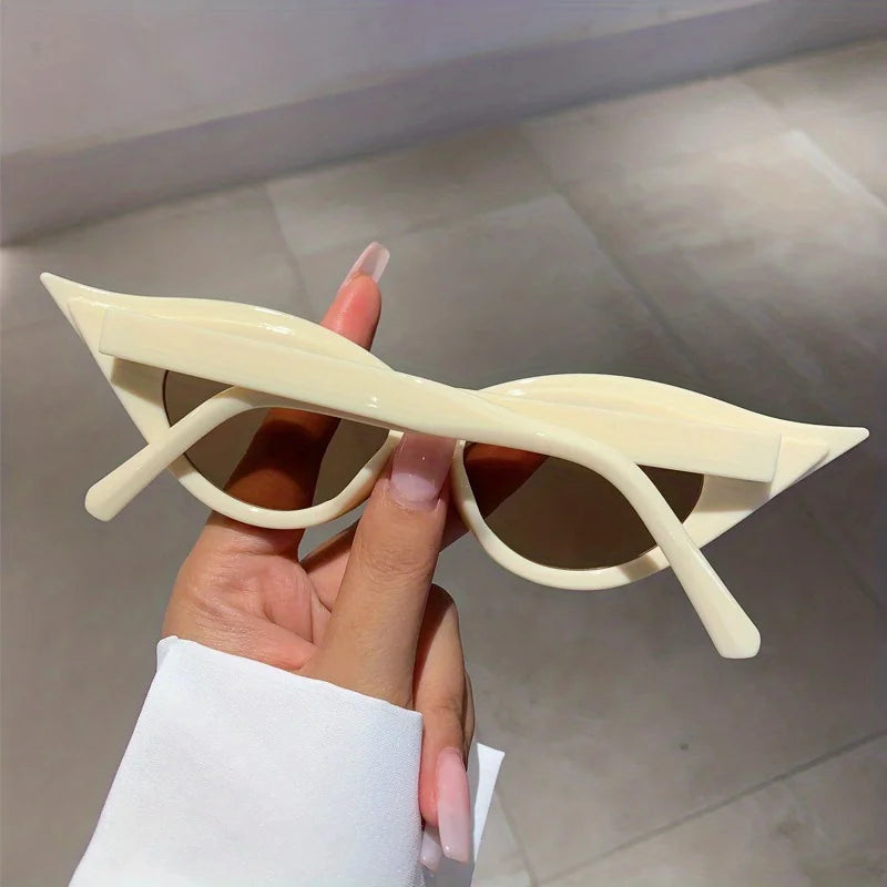 "Bellinora" Cat Eye Sunglasses