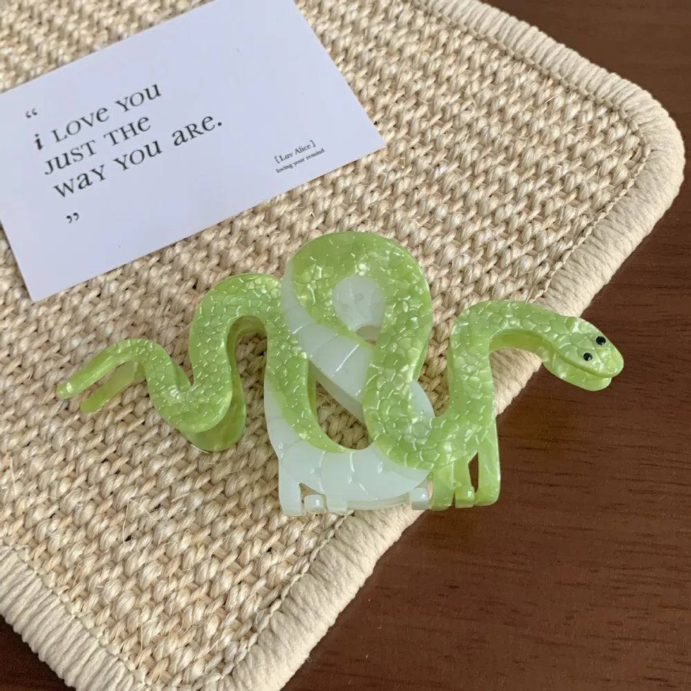 "Bathilda" Snake Hair Claw