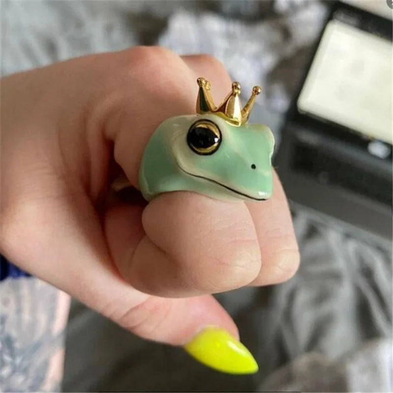 "Aurelyssia" Frog Prince Ring