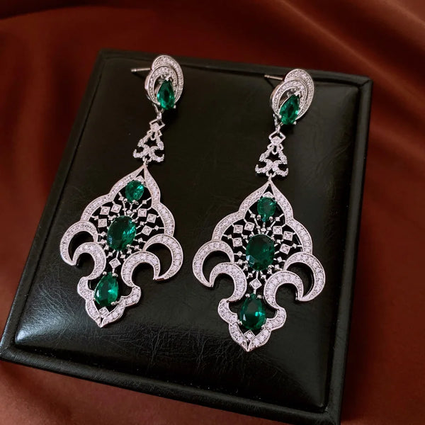 "Relicta" Hollow Rhinestone Drops