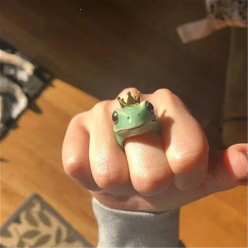 "Aurelyssia" Frog Prince Ring