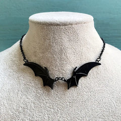 "Hexoria" Cross Bat Choker