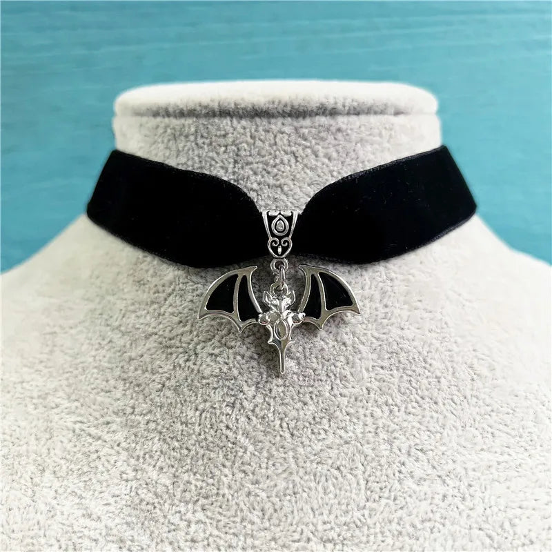 "Hexoria" Cross Bat Choker