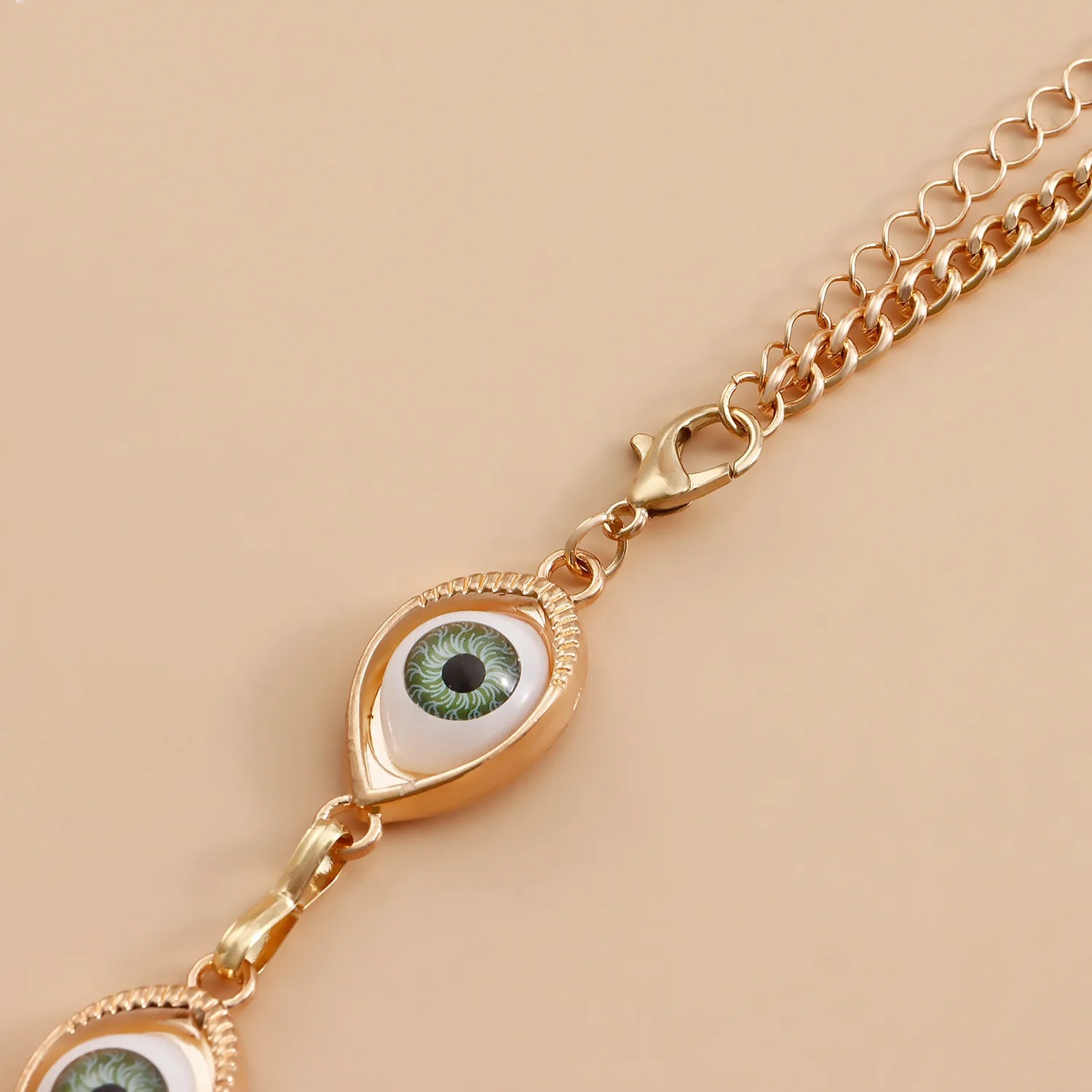 "Saphenisse" Wide Eye Waist Belt