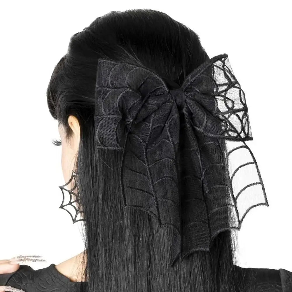 "Mictariza" Gothic Hair Clip