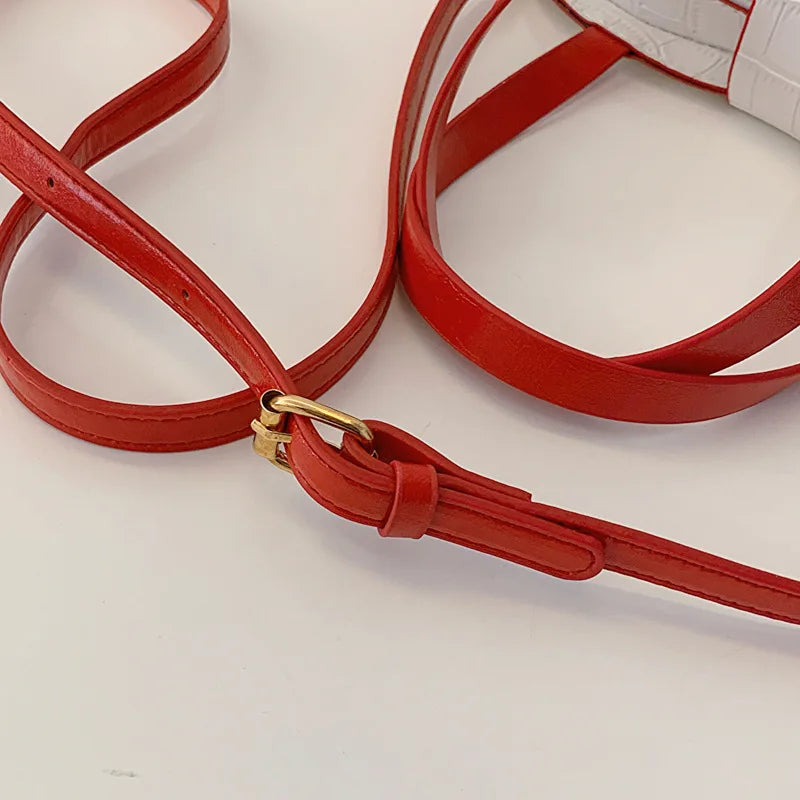 "Tullivara" Heart Shoulder Bag