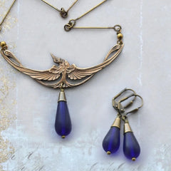 "Faelexis" Retro Bird Necklace Set