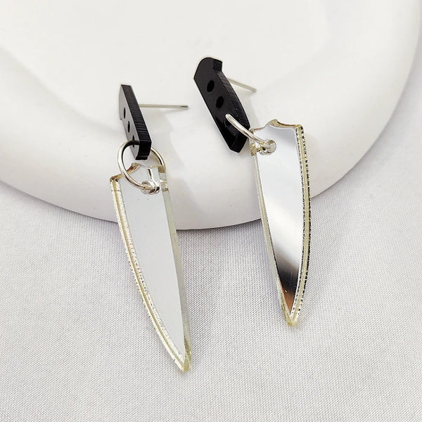 "Gogifu" Acrylic Blade Earrings