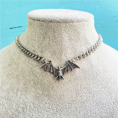 "Hexoria" Cross Bat Choker