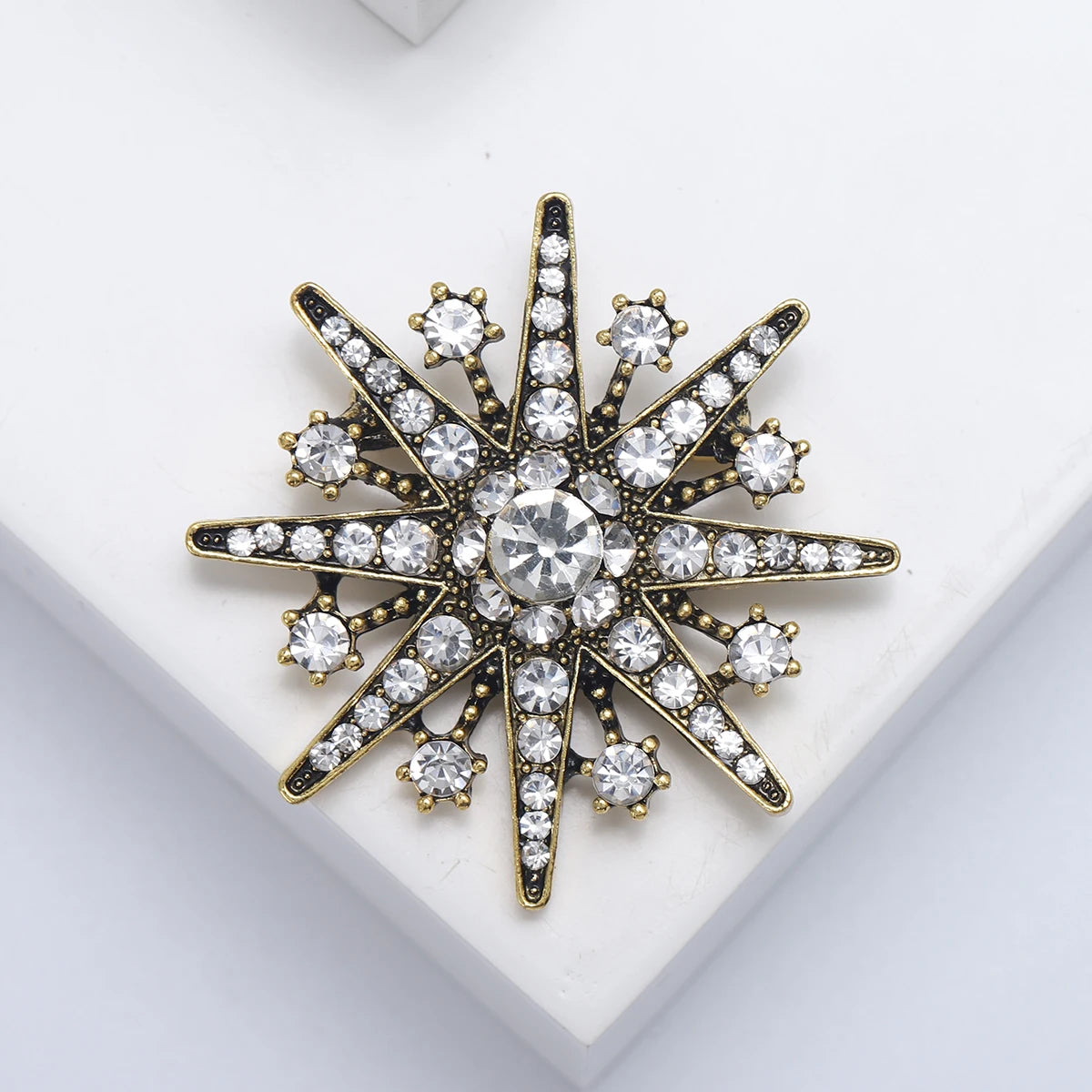 "Eloressa" Star Brooch