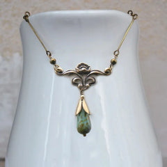 "Isenwyn" Retro Jewelry Set