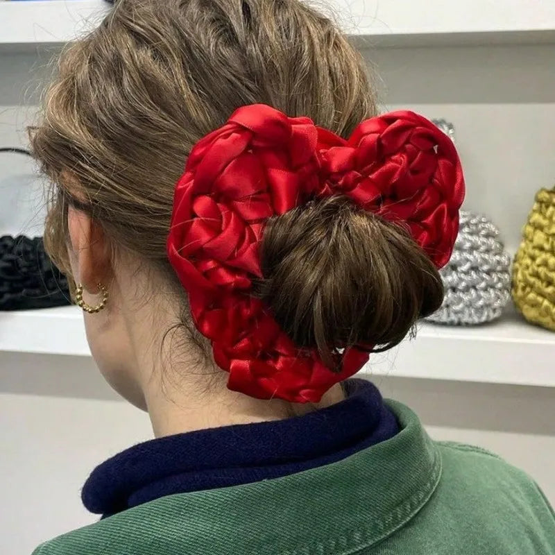 "Sephnyra" Heart Hair Accessory