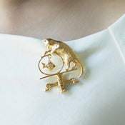 "Norwessae" Cat Fishing Brooch width=100 