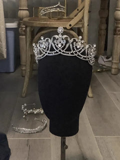 "Pomona" Heart Shape Tiara