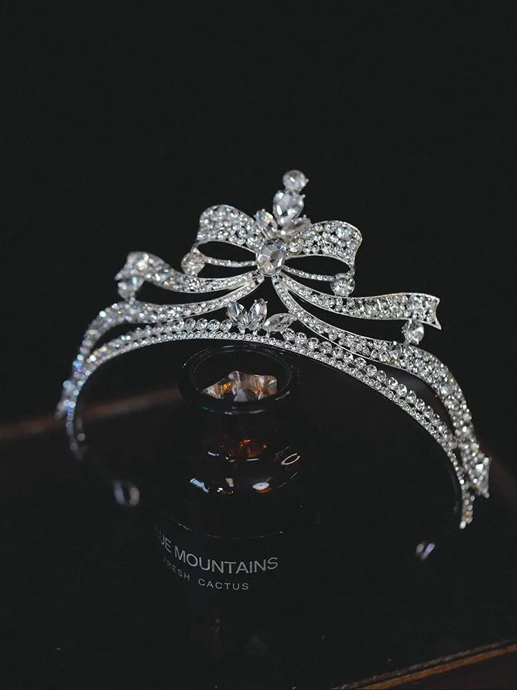"Eolande" Crown Hair Accessory