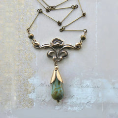 "Isenwyn" Retro Jewelry Set