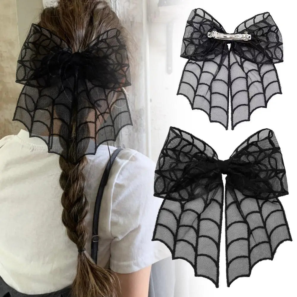 "Mictariza" Gothic Hair Clip