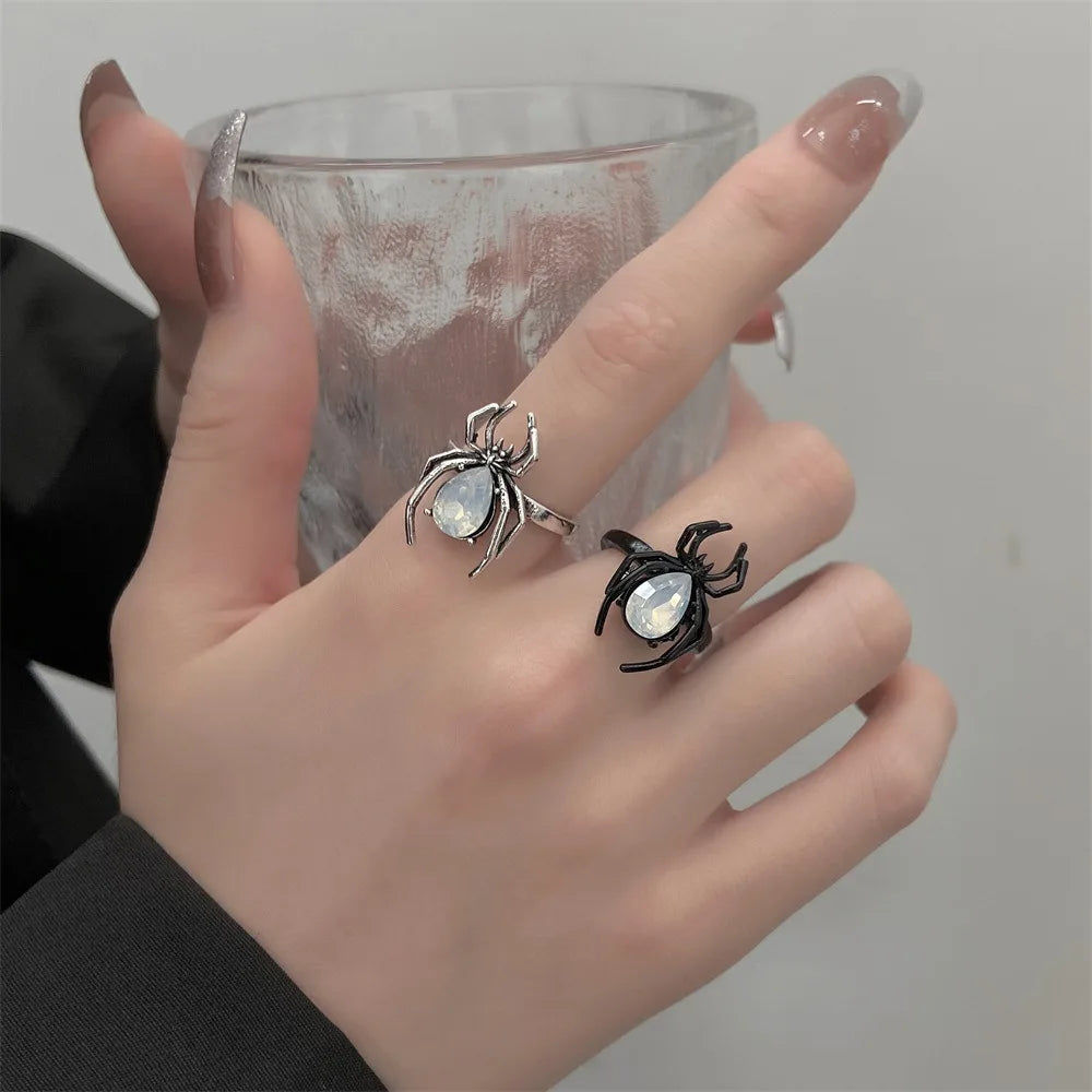 "Cuezamira" Spider Ring
