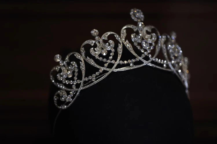 "Pomona" Heart Shape Tiara