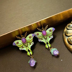 "Morghulis" Skull Moth Earring