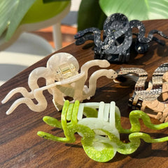 "Bathilda" Snake Hair Claw