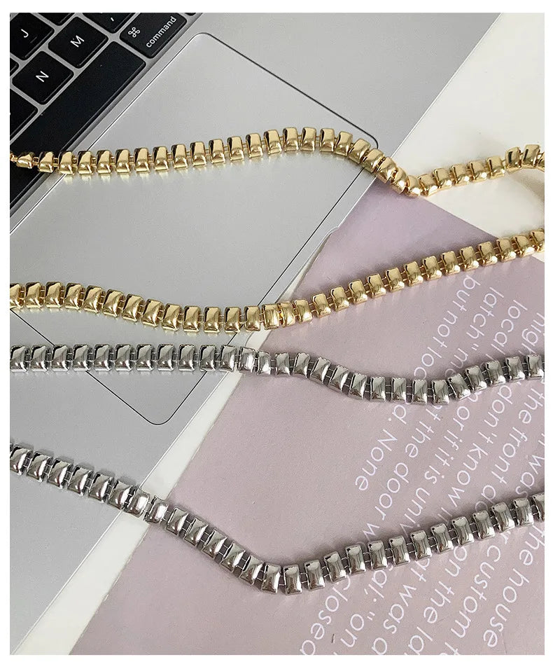 "Fiorenya" Adjustable Chain Belt