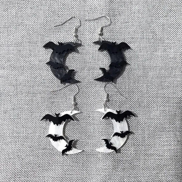 "Aenwyra" Bat Moon Earrings