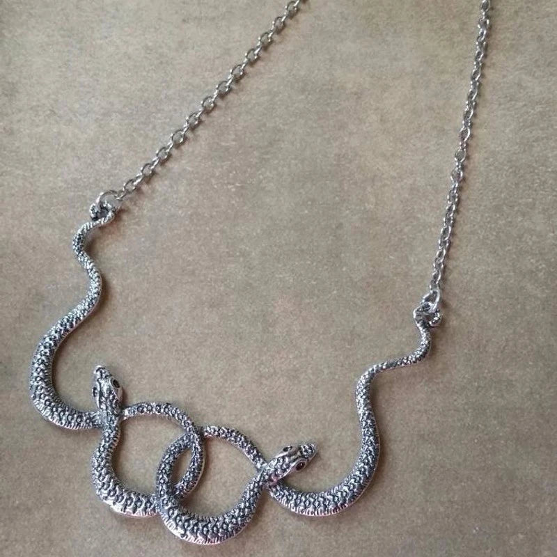 "Coyazira" Snake Necklace